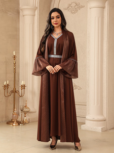 <span class=keywords><strong>Robe</strong></span> élégante <span class=keywords><strong>pour</strong></span> femmes, col en V, unie, brodée de sequins, vêtements islamiques modestes, abaya de Dubaï, kaftan <span class=keywords><strong>pour</strong></span> l'Aïd, <span class=keywords><strong>robe</strong></span> kaftan - Product Image 1