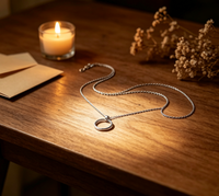 Collier pendentif cercle ouvert délicat en acier inoxydable 316L plaqué or PVD 18K, bijou minimaliste pour femme, idéal pour la clavicule