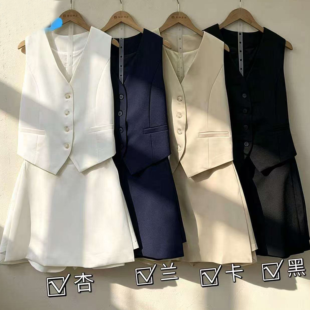 Large Quantity Wholesale of 2026 Summer Best-selling Long-sleeve Women's Jackets and Sleeveless Sets