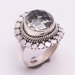 Bague en argent sterling 925 faite à la main de forme unique de tanzanite naturelle pour femmes, fabricant de bijoux en argent 925. - Product Image 3