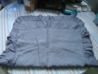 Parure de draps 100% lin français couleur anthracite, comprenant 1 drap plat, 1 drap-housse et 2 taies d'oreiller