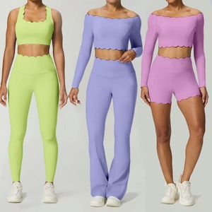 YIYI Set Sportivo da Donna 8 Pezzi ad Asciugatura Rapida con Reggiseno Floreale e Leggings Yoga a Vita Alta con Imbottitura Rimovibile - Product Image 1