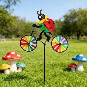Molino de Viento Decorativo para Jardín con Diseño de Animal Montando una Bicicleta, Tridimensional, de Plástico, Impermeable, Creativo, con Base - Product Image 2