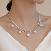 Collier élégant en alliage avec perles d'imitation pour femme, chaîne à maillons, collier ras du cou superposé, bijoux de mariée pour mariage
