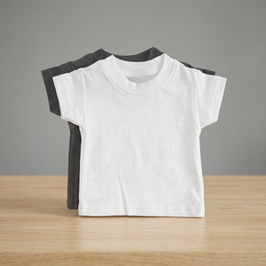 Camiseta de Manga Corta para Hombre Exportech Mini Amarilla, Corte Regular, Algodón Jersey, Cuello Redondo, Estilo Casual, Diseño con Letra Estampada en la Parte Delantera - Product Image 2