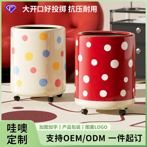 Poubelle à double couche cylindrique pour usage intérieur avec rangement de sacs dissimulé pour salon, chambre et salle de bain - Product Image 4