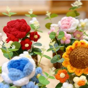 Plantes en pot finies sur mesure, Tournesols tricotés en pot pour la Fête des Enseignants, Fleurs artificielles, Fleurs au crochet pour la remise des diplômes - Product Image 4