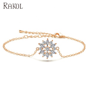 RAKOL BP2155 Bijoux et bracelet de luxe en cristal brillant ajustables à 12 cristaux pour femmes - Product Image 3