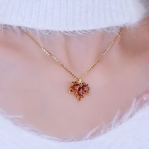 Red Maple Leaf Necklace Stainless Steel Clavicle Chain Autumn Winter Style Inlaid Pendant For Women - Product Image 4