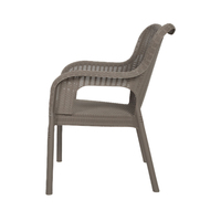 Chaise empilable moderne pour restaurant en plein air avec accoudoirs et quatre pieds en tube de fer à l'intérieur