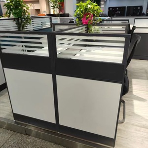 Jiuyi, muebles de oficina de gama alta con particiones, escritorio de oficina triple doble individual, se puede personalizar, combinación de escritorio de oficina grande - Product Image 3