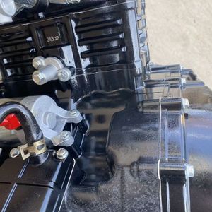 Moteur de moto d'occasion Guowei 250 Nomar Phantom 255s, Dao Feng <span class=keywords><strong>300</strong></span> <span class=keywords><strong>Zongshen</strong></span> Tm380 R - Product Image 5
