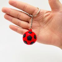 Porte-clés de football créatif de 3,5 cm en PVC souple, accessoires de bijoux en métal simulé, pendentif pour sacs et sacs à dos, cadeau sportif
