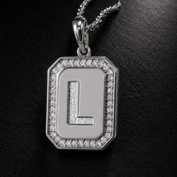 Collier pendentif en laiton plaqué argent, plaque d'identification octogonale carrée avec initiale, micro-pavé CZ, bijoux lettres unisexe OEM ODM