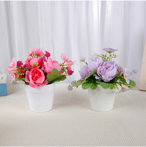 Bouquet di Fiori Artificiali Fatti a Mano in Otto Colori per Spose, Decorazione Matrimoniale - Product Image 5
