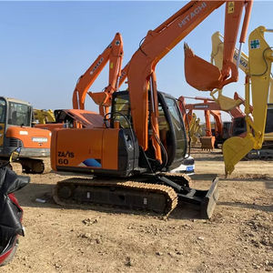 Miniexcavadora sobre orugas Hitachi zx60 usada con buen estado - Product Image 1