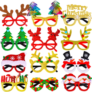 Ensemble de Noël écologique et réutilisable : Bandeau Père Noël, chapeau de Noël, lunettes, et accessoires de renne et elfe pour arbre de Noël, idéal pour les fêtes en extérieur - Product Image 1