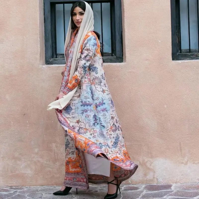 Bata de mujer estampada de alta calidad, cortavientos de talla grande con diseño plisado, Abaya musulmana tradicional Miyake de fábrica