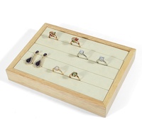 Lilai 2026 présentoir de bijoux en velours de luxe avec plateau en bois de bambou divisé à la main