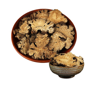 Le produit à base de plantes de haute qualité le plus vendu de Chuanxiong de qualité supérieure est des tranches de Chuanxiong trempées dans l'eau pour la consommation - Product Image 1