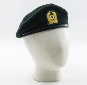 Customized Made Plain Wool <b>Flat</b> Top Baseball <b>Cap</b> Beret Hats for <b>Men</b> Crochet Baseball <b>Cap</b> - Product Image 1