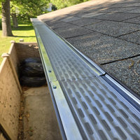 Protection de Gouttière Micro Maille en Acier Inoxydable avec Filtre Anti-Frondes pour Gouttières à Cadre en Aluminium – Système de Protection de Drainage de Toit