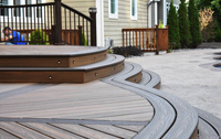 LANDING Outdoor WPC Balkon- & Treppengeländer Modernes Design Wasserdichtes Schutzgeländer