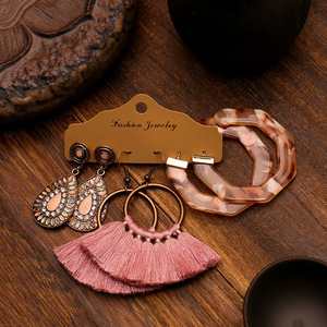 Boucles d'oreilles pendantes tendance, style bohème, avec pompons, en alliage, pour femme, pour un usage quotidien - Product Image 4