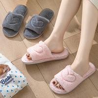 Chaussons en Gros pour Femmes, Cœurs de Saint-Valentin, d'Intérieur en Peluche Douce, Antidérapants pour la Maison