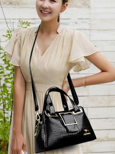 Nuevo Bolso de Hombro/Bandolera Elegante y Minimalista para Mujer, con Cierre de Solapa, Multicapa, Gran Capacidad, Estilo Étnico y Moderno - Product Image 4
