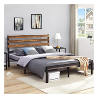 Cadre de lit king size moderne et minimaliste en bois industriel avec tête de lit en bois, sommier à lattes métalliques robustes, modulaire et extensible pour chambre à coucher