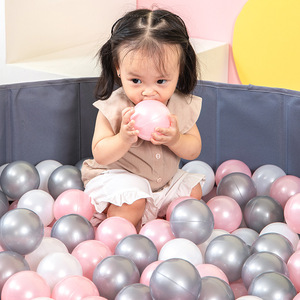 Balles de piscine en plastique multicolores amusantes et douces pour bébés, vente en gros - Product Image 1