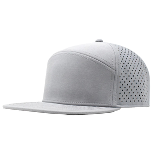 بسعر الجملة قبعة مسطحة مخصصة من Gorras 6 ألواح مقاومة للماء سريعة الجفاف بالليزر مقطوعة بفتحة مثقبة قبعة سناباك - Product Image 1