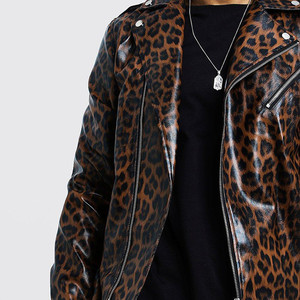 2021 nueva chaqueta de motocicleta de cuero <span class=keywords><strong>Artificial</strong></span> con estampado de leopardo a la moda para hombre, chaqueta informal de PU con estampado de leopardo para hombre - Product Image 2
