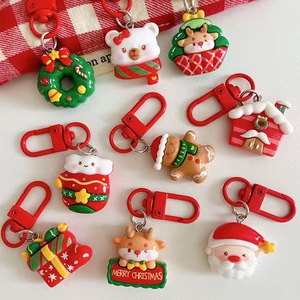 Regalo Promocional de Navidad, Llavero Ligero de Resina PVC con Diseño de Dibujos Animados Rojos, Dijes de Santa Claus para Bolsos y Autos, Diseño Lindo para Mujeres - Product Image 5