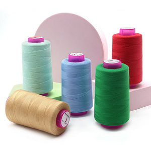 홍차오 100% 폴리에스터 코어 스펀 원사 30수/2 텍스40 TKT75 고강력 및 내열성 염색 크로셰 재봉사 - Product Image 2
