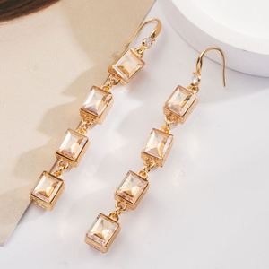 Boucles d'oreilles chaudes de style ethnique bohème Boucles d'oreilles en cuir de grain de lait turquoise - Product Image 6