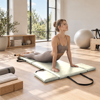 Matras Yoga Lipat Tebal Berlapis Bantalan dengan Rangka Kayu dan Kulit Mikrofiber untuk Latihan Inti, Peregangan, dan Olahraga