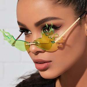Gafas de Sol de Moda para Chicas, Lentes de Sol con Diseño de Alas, Gafas Divertidas con Forma de Llama, Gafas de Sol sin Montura con Diseño de Fuego para Mujer - Product Image 1