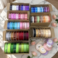 Ruban de satin de qualité supérieure 100% polyester 196 couleurs 38 mm 100 yards par rouleau Couleur unie pour les occasions de mariage