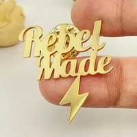 En gros : Pins et badges en émail personnalisés, broches de col, aimants et badges aimantés souvenirs avec alphabet grec, finition argentée