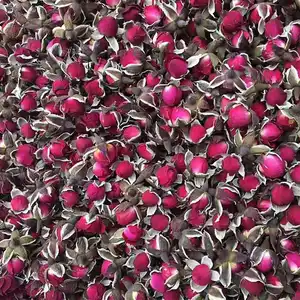 उच्च गुणवत्ता फैक्टरी मूल्य सूखे लाल गुलाब की कलियाँ हर्बल सूखे फूल पिनिनिन गुलाब की पंखुड़ी चाय