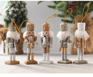 Juego de Cascanueces Navideños de Madera de 13 cm, Decoraciones Navideñas Europeas para el Hogar, Marioneta Cascanueces - Product Image 6