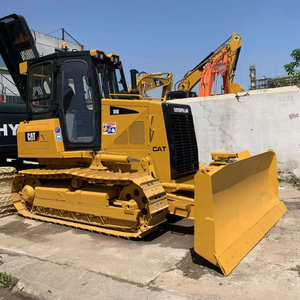 Bulldozer Cat D5K d'occasion de haute performance, capacité de bêchage de 2,1 m, puissance de 71,6 kW, moteur Cummins et roulement pour travaux de construction - Product Image 3