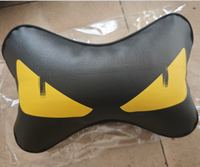 Coussins d'appui-tête de voiture les plus vendus en usine – Coussin de voiture élégant œil de démon – Coussin personnalisé durable – Coussin universel en PVC brodé