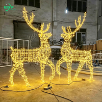 Produits OEM ODM, lumières de Noël pour l'intérieur et l'extérieur, lumières de rue à motif de cerf 3D, décorations lumineuses IP65