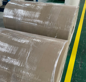 Banda Transportadora de 3 Capas EP 150 Resistente al Desgaste, Molde de Acero, Superficie Rugosa, Patrón Industrial - Product Image 4