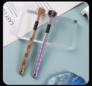 Brosse à dents manuelle 3D en forme de U à trois faces, brosse à dents souple pour un nettoyage buccal complet pour adultes, hommes et femmes, couples - Product Image 6