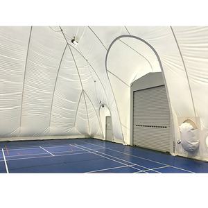 Grands Dômes Sportifs Gonflables : Solution Tout Temps pour Terrains de Football Scolaires - Product Image 3