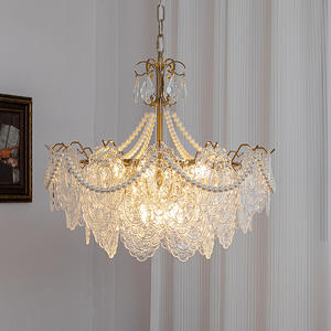 Lampe en cristal tout en cuivre de style français rétro palatial de luxe postmoderne en verre crème pour salon salle à manger lustre lampes suspendues - Product Image 4